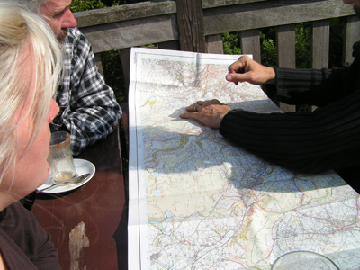map-gazing