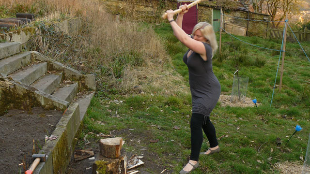 wood-chopping 1