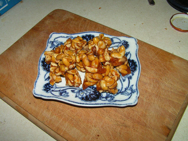 peanut brittle