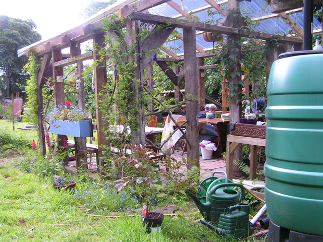 Outdoor kitchen