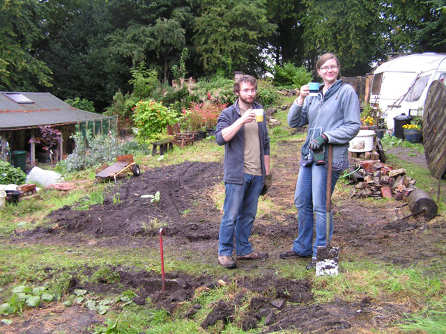 Katie and Simon working